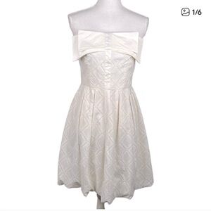 Trina Turk Cream Eyelet Sleeveless Fit & Flare Midi Summer Dress Size Medium